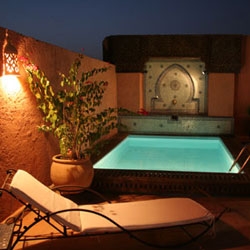 Riad la chiusura delle Arti