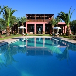 Villa giardino NOMADI